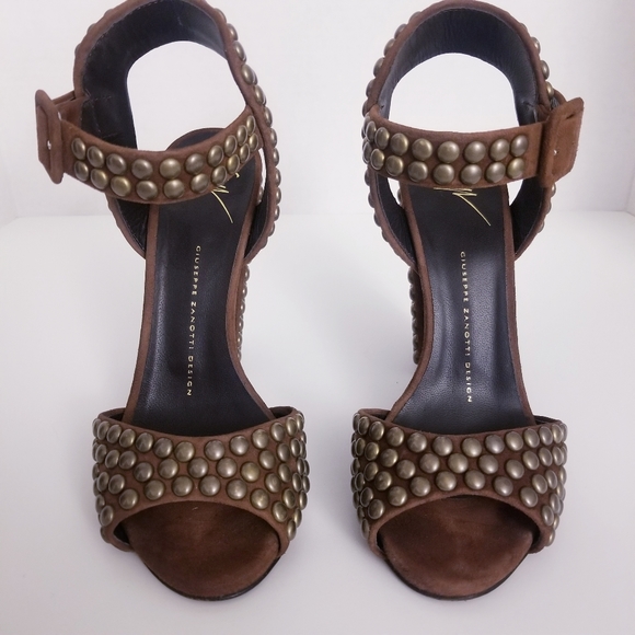 GIUSEPPE ZANOTTI STUDDED ANKLE-WRAP CHUNKY HEEL SANDAL, MILITARE - Picture 2 of 14